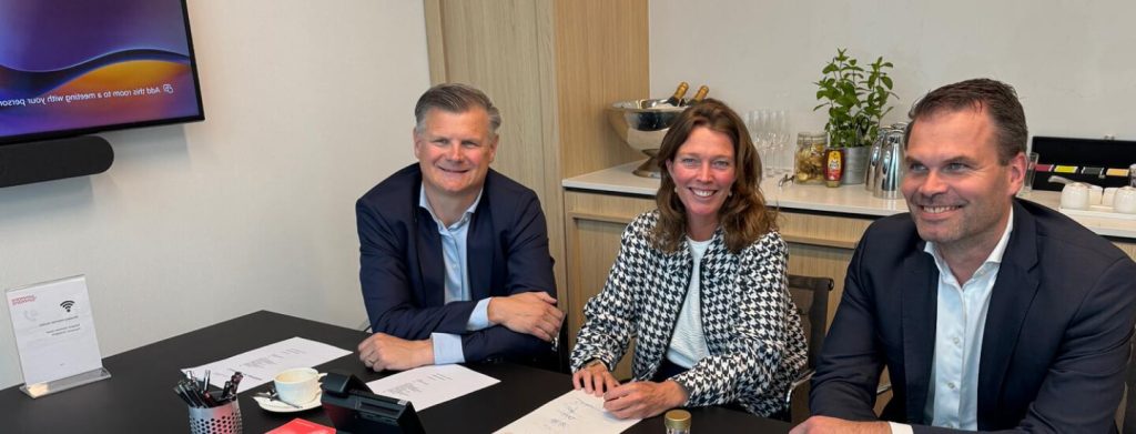 TREBLE begeleid Robidus bij overname van &niped